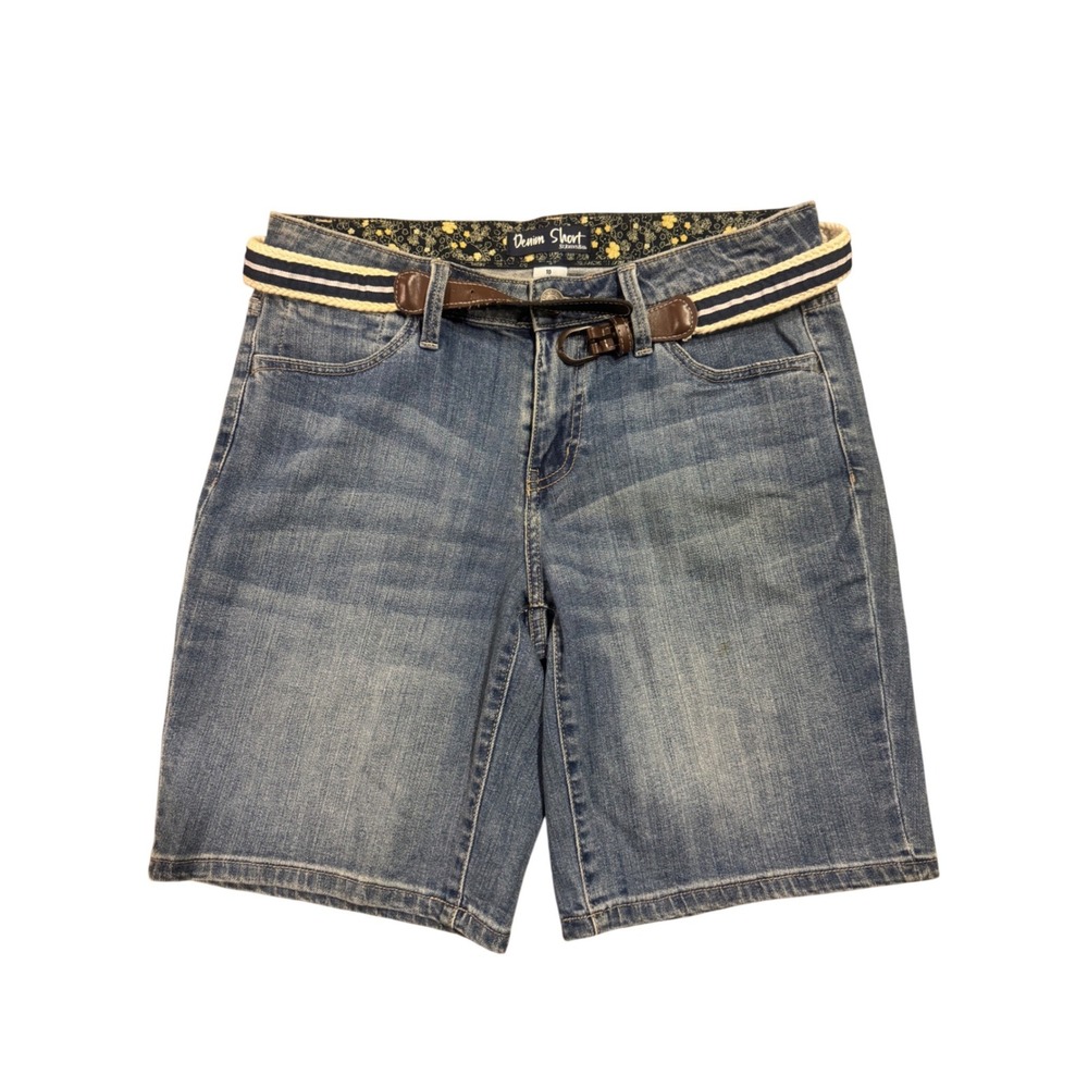 St. Johns Bay Womens Denim Bermuda Shorts Medium Wash Blue Belted Size 10